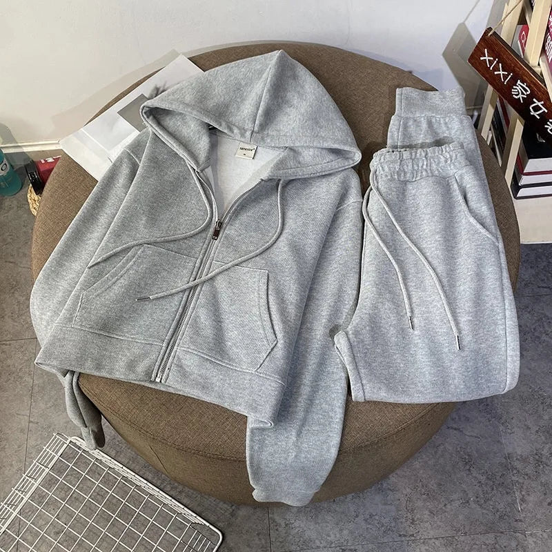 New Hooded Sweatshirt with Thick Velvet and Loose, Casual, Fashionable and Versatile Two Piece Jacket