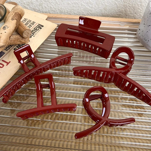 Christmas and New Year Wine Red Geometry Hair Claw Shark Clip for Woman Elegant Versatile Hairpin  Fashion Hair Accessories