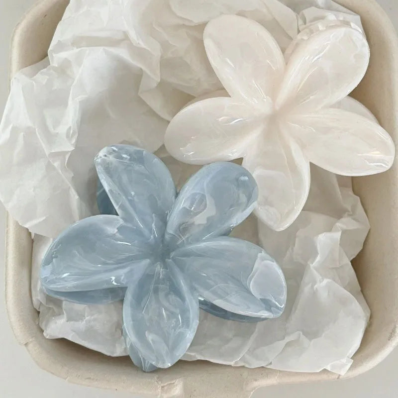 Korean Hawaiian Flower Crab Hair Clips Female Fashion Plastic Shark Hair Claw Hairpin Barrettes For Girls Beach Hair Accessories
