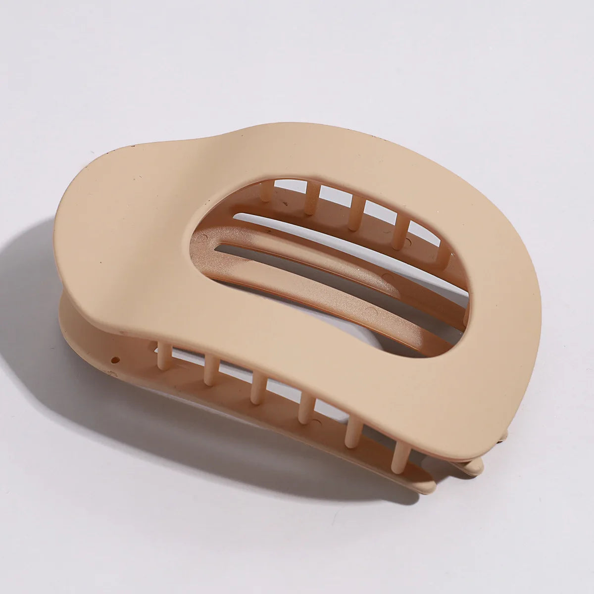 Fashion Oval Flat Hair Claw Clips for Women Matte Duckbill Clip Back-of-Head Bun Hair Accessories Simple Clip Hair Ornament