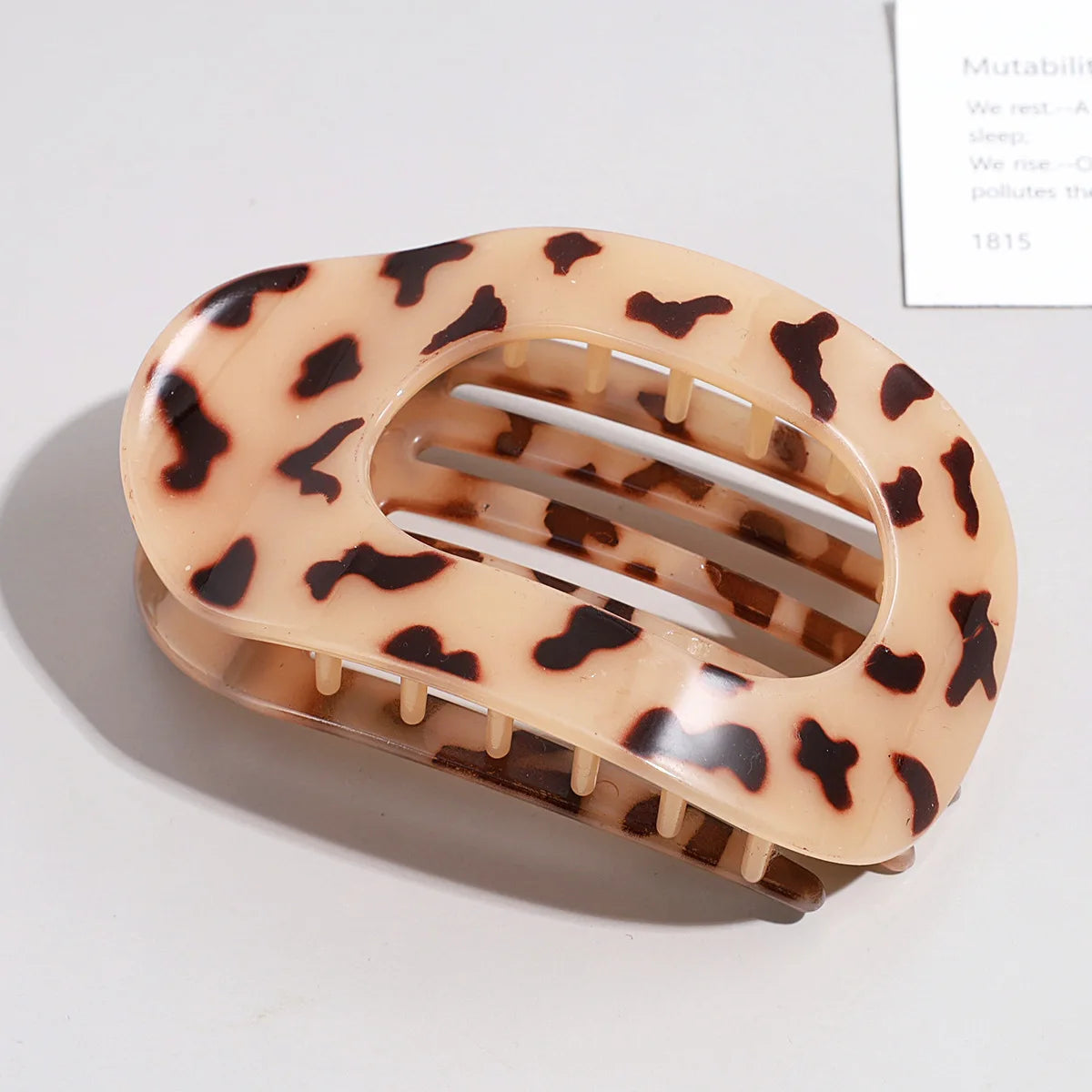Fashion Oval Flat Hair Claw Clips for Women Matte Duckbill Clip Back-of-Head Bun Hair Accessories Simple Clip Hair Ornament