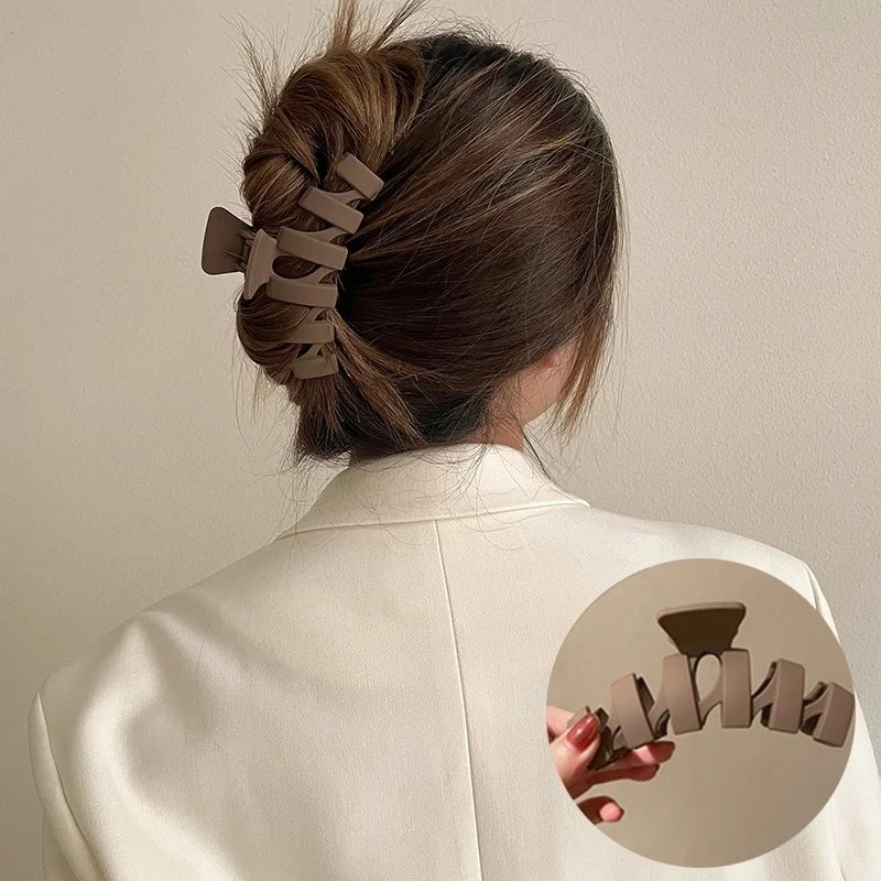 High Women Hair Claw Clips Korea Coffee Beige Acrylic Large Hair Claw Hairpin Geometric Barrettes Crab Girl Headwear Hair Accessories