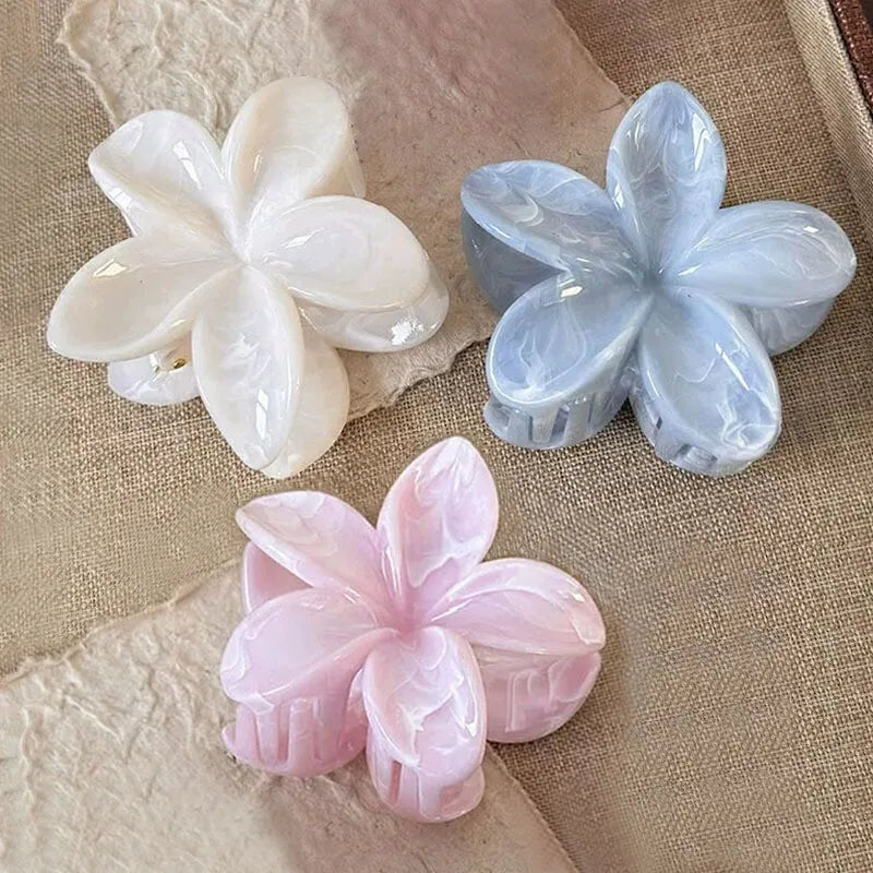 Korean Hawaiian Flower Crab Hair Clips Female Fashion Plastic Shark Hair Claw Hairpin Barrettes For Girls Beach Hair Accessories