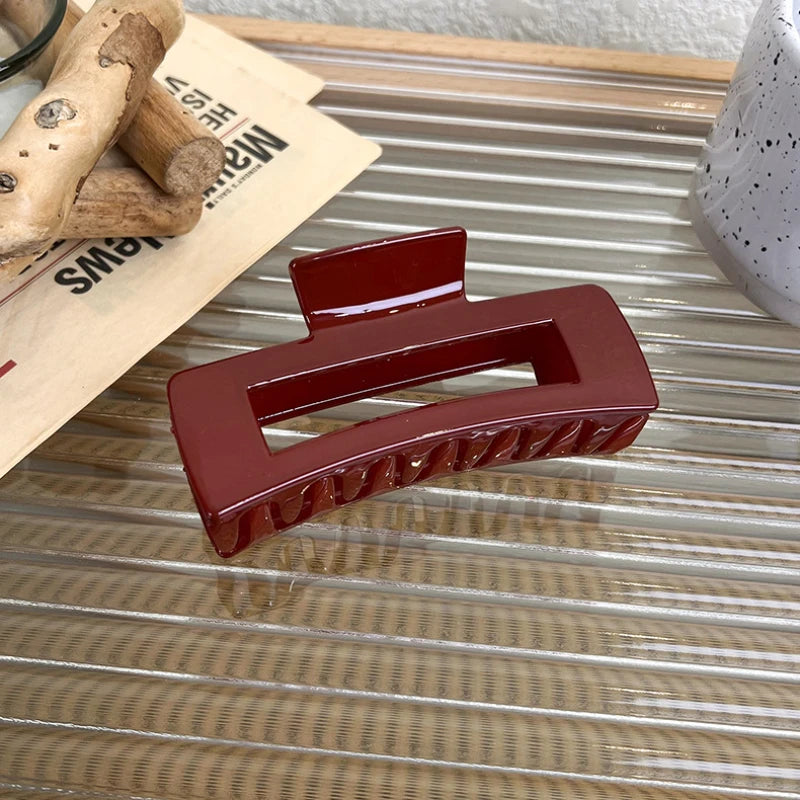 Christmas and New Year Wine Red Geometry Hair Claw Shark Clip for Woman Elegant Versatile Hairpin  Fashion Hair Accessories