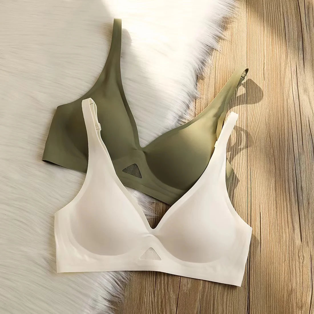 V-Neck Seamless Bras For Women Non-wire Push Up Bra With Pads U-back Brasiere Invisible Underwear Breathable Mesh Sexy Lingerie