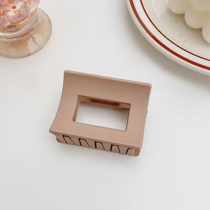 High Women Hair Claw Clips Korea Coffee Beige Acrylic Large Hair Claw Hairpin Geometric Barrettes Crab Girl Headwear Hair Accessories