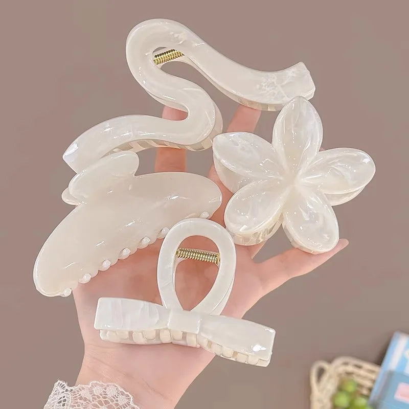 Korean Hawaiian Flower Crab Hair Clips Female Fashion Plastic Shark Hair Claw Hairpin Barrettes For Girls Beach Hair Accessories